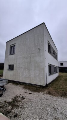 Čistenie fasády domu, Sokolovce